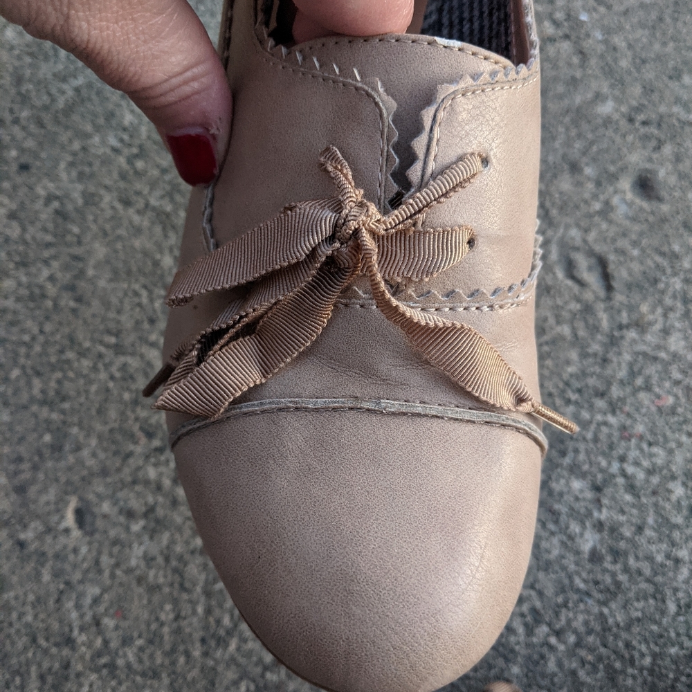 Crown Vintage Nude Beige Wedge Shoes Size 7.5M - Picture 3 of 5